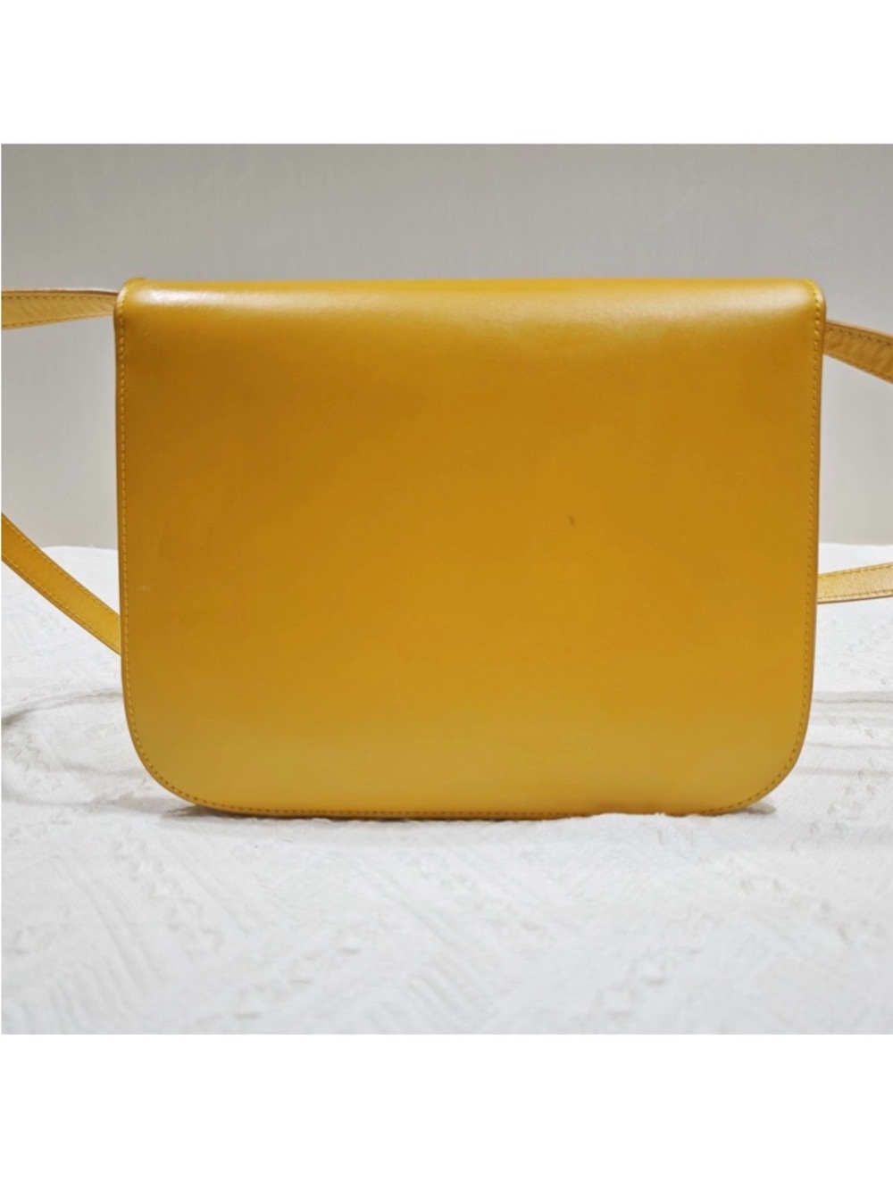 Celine Classic Box Style Leather Shoulder Bag Yellow Minimal Chic - Picture 4 of 14